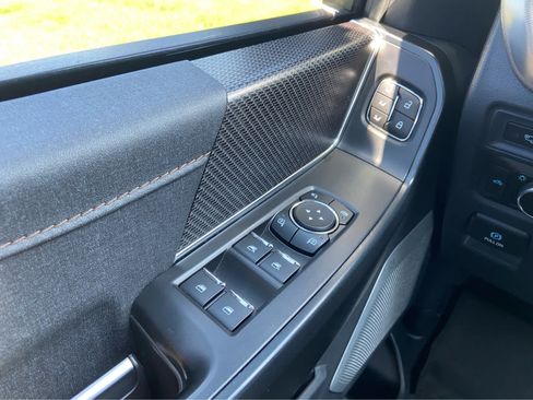 Used 2023 Ford F150 Raptor w/ Raptor Carbon Fibre Package AWD/4WD image 18