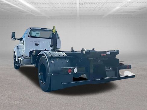 New 2026 Ford F750 2WD Regular Cab Super Duty image 6