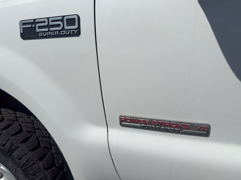 Used 2003 Ford F250 4x4 SuperCab Super Duty image 9
