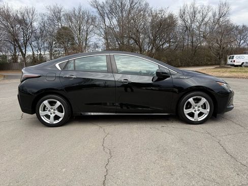 Used 2019 Chevrolet Volt LT w/ Power Convenience Package image 4