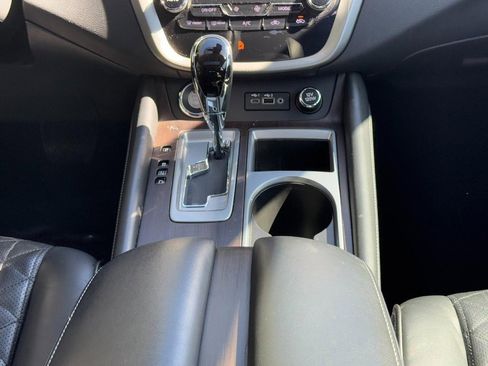 Used 2019 Nissan Murano Platinum w/ Cargo Package image 14