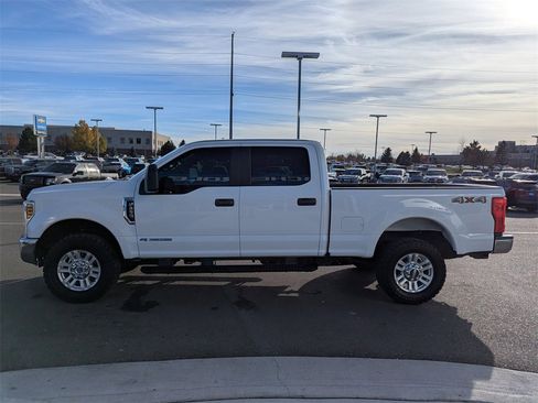 Used 2019 Ford F250 XL w/ STX Appearance Package image 9