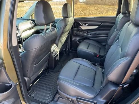Used 2022 Subaru Ascent Limited image 11