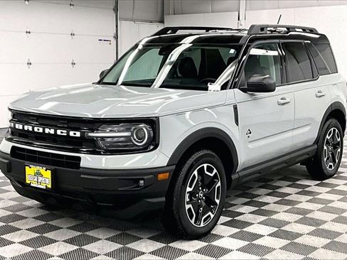 Used 2024 Ford Bronco Sport Outer Banks image 10