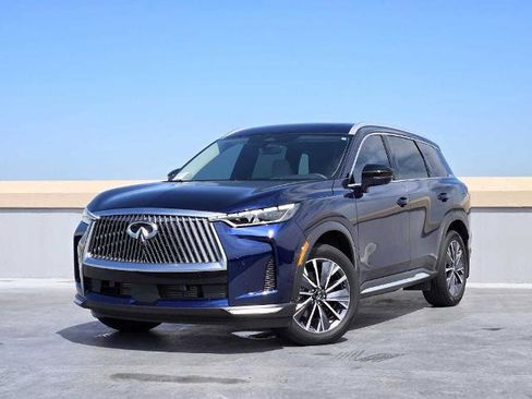 Certified 2026 INFINITI QX60 Luxe w/ Cargo Package FWD image 1