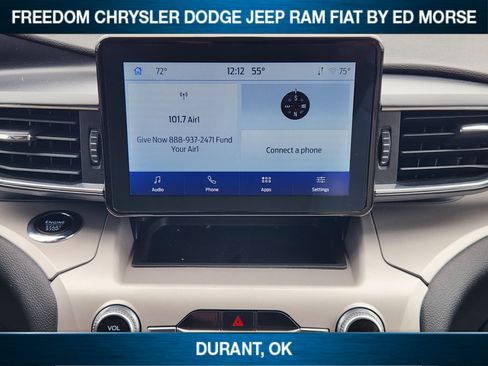 Used 2024 Ford Explorer XLT w/ Equipment Group 202A AWD/4WD image 12