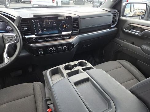 Used 2023 Chevrolet Silverado 1500 LT AWD/4WD image 27