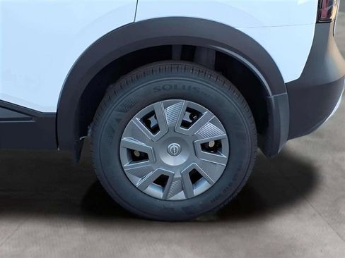 New 2026 Nissan Kicks S image 9