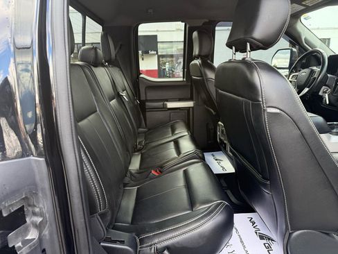 Used 2021 Ford F350 Lariat w/ Chrome Package image 25