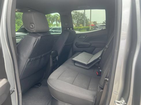 Used 2025 GMC Canyon Elevation w/ Convenience Package RWD image 11
