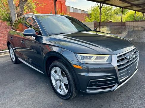 Used 2018 Audi Q5 2.0T Premium Plus w/ Premium Plus Package image 1