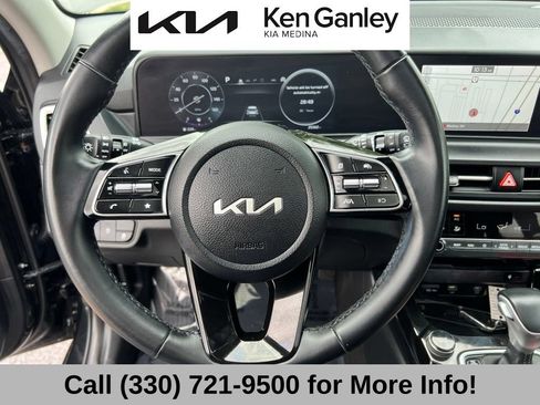 Certified 2024 Kia Seltos EX AWD/4WD image 32