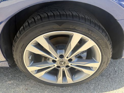 Used 2018 Mercedes-Benz C 300 4MATIC Sedan w/ Premium Package image 23