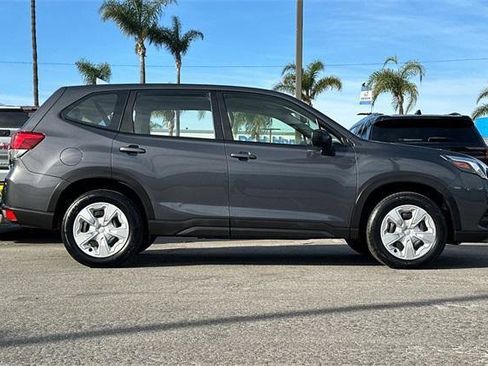 Used 2023 Subaru Forester 4D Sport Utility image 3