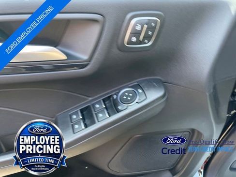 New 2023 Ford Escape ST-Line Elite AWD/4WD image 5