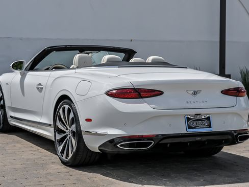 New 2026 Bentley Continental GTC AWD/4WD image 10
