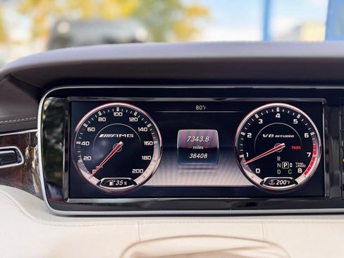 Used 2015 Mercedes-Benz S 63 AMG 4MATIC Coupe image 16