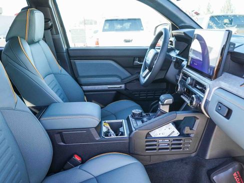 New 2025 Toyota Tacoma Trailhunter image 19