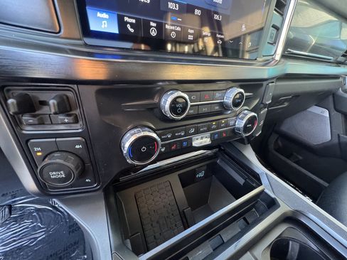 Used 2026 Ford F250 Lariat AWD/4WD image 15