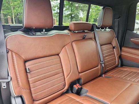 Certified 2022 GMC Sierra 1500 Denali Ultimate AWD/4WD image 12