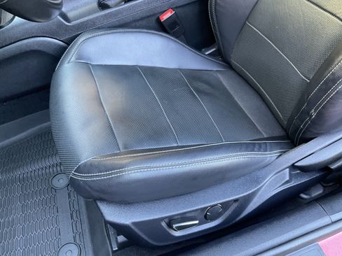 Used 2019 Ford Mustang GT Premium w/ GT Performance Package RWD image 28