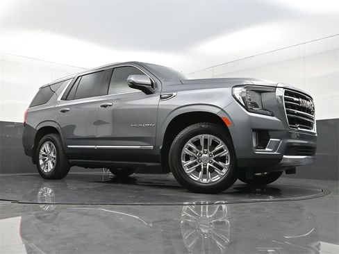 Used 2021 GMC Yukon SLT w/ SLT Premium Package image 25