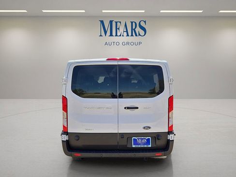 Used 2024 Ford Transit 350 XLT RWD image 4