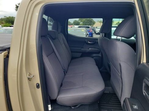 Used 2019 Toyota Tacoma TRD Off-Road AWD/4WD image 8