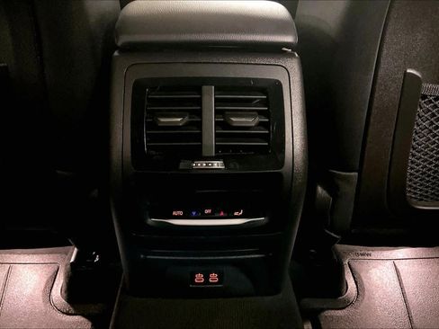 Used 2023 BMW X3 xDrive30i w/ Premium Package image 33