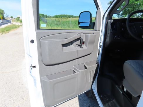 New 2026 Chevrolet Express 2500 w/ Driver Convenience Package RWD image 22