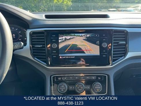 Certified 2023 Volkswagen Atlas Cross Sport SEL AWD/4WD image 38