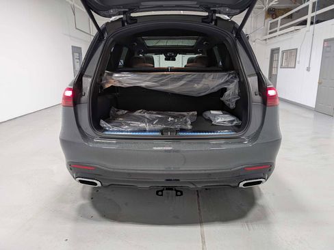 New 2026 Mercedes-Benz GLS 450 4MATIC image 24