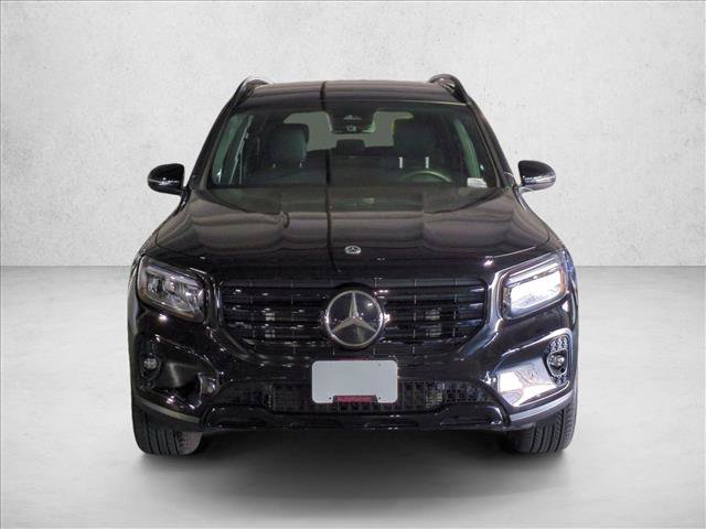 Used 2026 Mercedes-Benz GLB 250 image 2