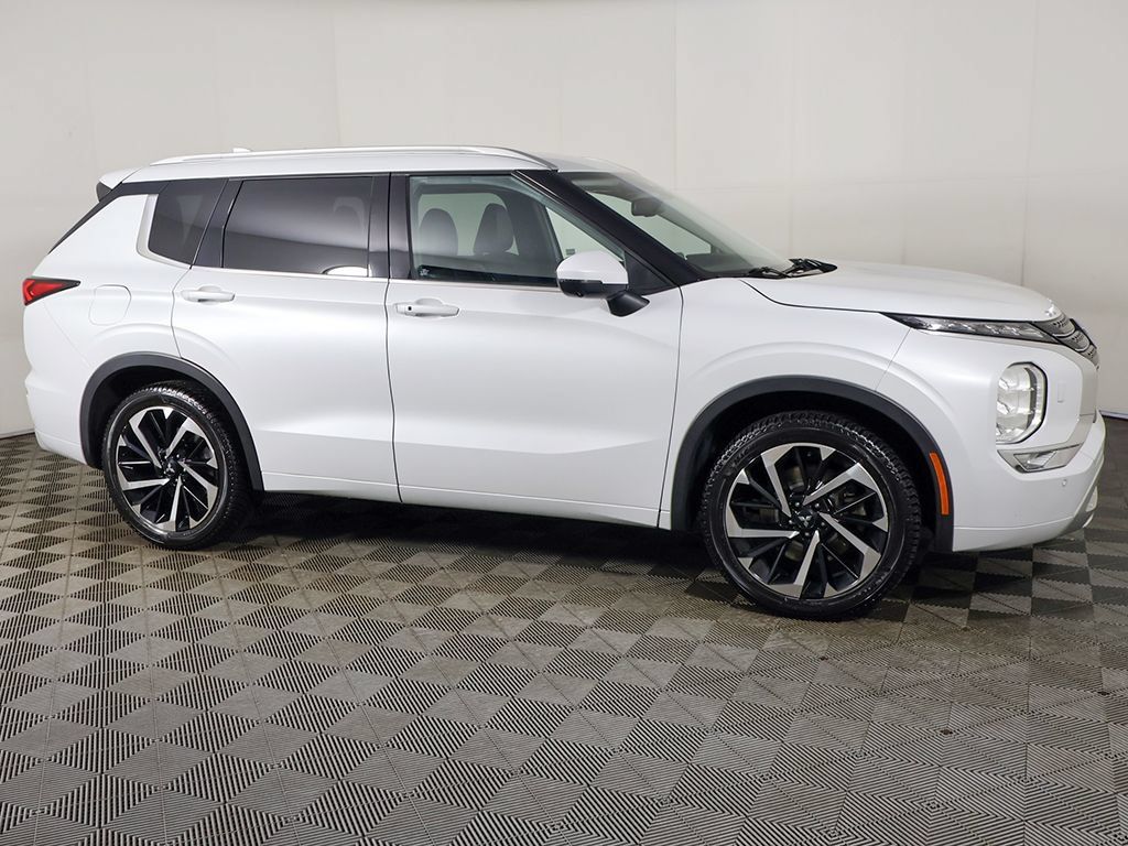 Used 2022 Mitsubishi Outlander SEL AWD/4WD image 21