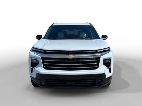 New 2026 Chevrolet Traverse High Country w/ LPO, Floor Liner Package AWD/4WD image 8