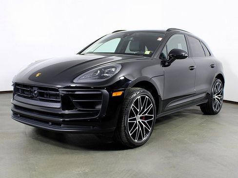Certified 2023 Porsche Macan S image 1