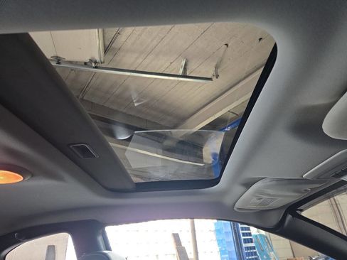 Used 2006 Chevrolet Monte Carlo SS w/ Convenience Package image 12