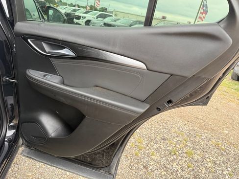 Used 2024 Buick Envision Preferred AWD/4WD image 37