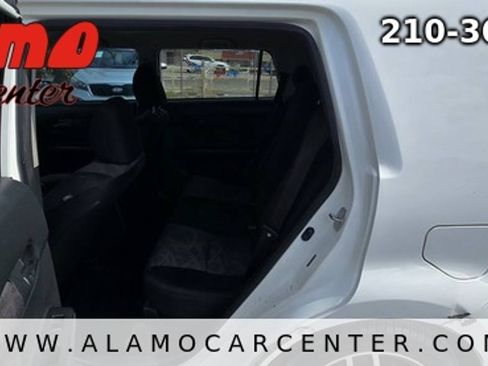 Used 2014 Scion xB FWD image 25