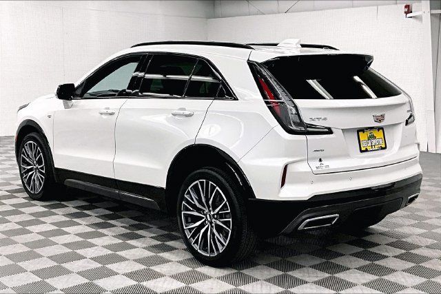Used 2024 Cadillac XT4 Sport AWD/4WD image 2