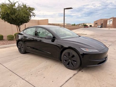 Used 2025 Tesla Model 3 Long Range AWD/4WD image 4