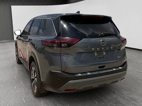Used 2023 Nissan Rogue SV FWD image 3