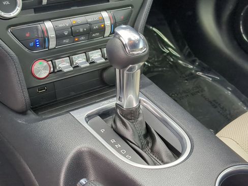 Used 2022 Ford Mustang GT Premium RWD image 18