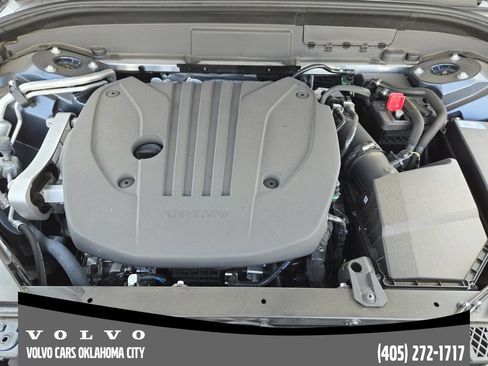 Used 2026 Volvo XC60 B5 Core w/ Protection Package Premier AWD/4WD image 25