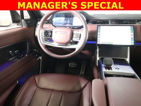Used 2025 Land Rover Range Rover SE AWD/4WD image 46