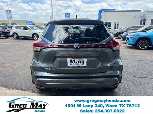 Used 2024 Nissan Kicks S FWD image 6