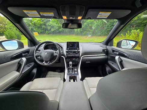 Used 2024 Mitsubishi Eclipse Cross SEL AWD/4WD image 19