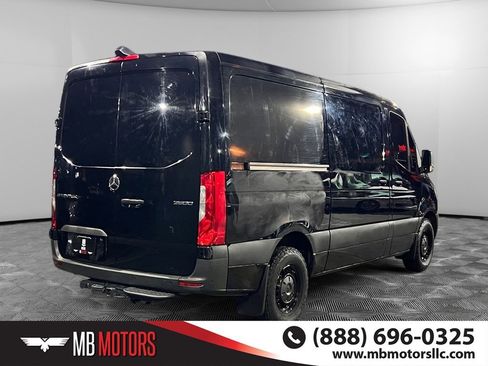 Used 2021 Mercedes-Benz Sprinter 2500 image 3
