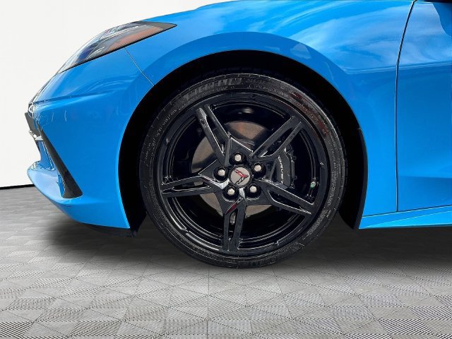 Used 2020 Chevrolet Corvette Stingray Premium Cpe w/ 3LT Preferred Equipment Group RWD image 31