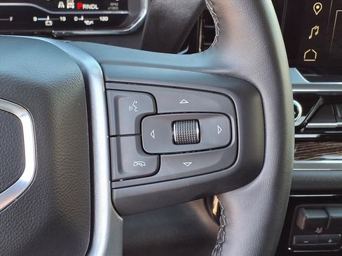 Used 2023 GMC Sierra 1500 Elevation image 32